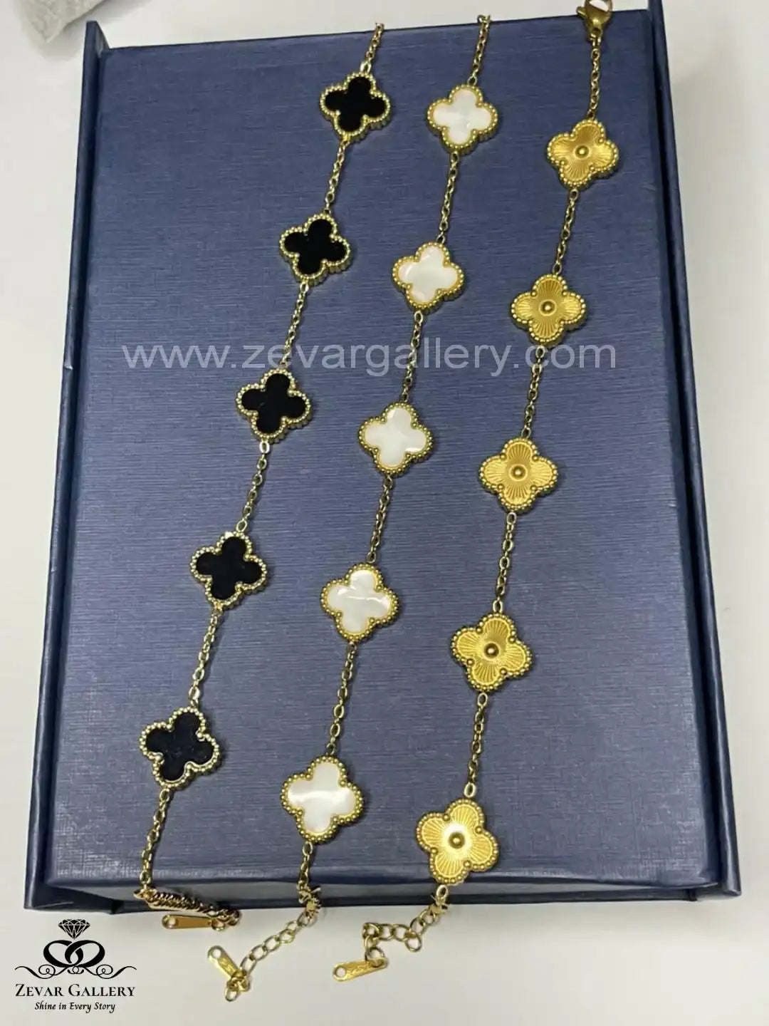 Clover Charm Bracelet in Stainless Steel – Black, White & Gold