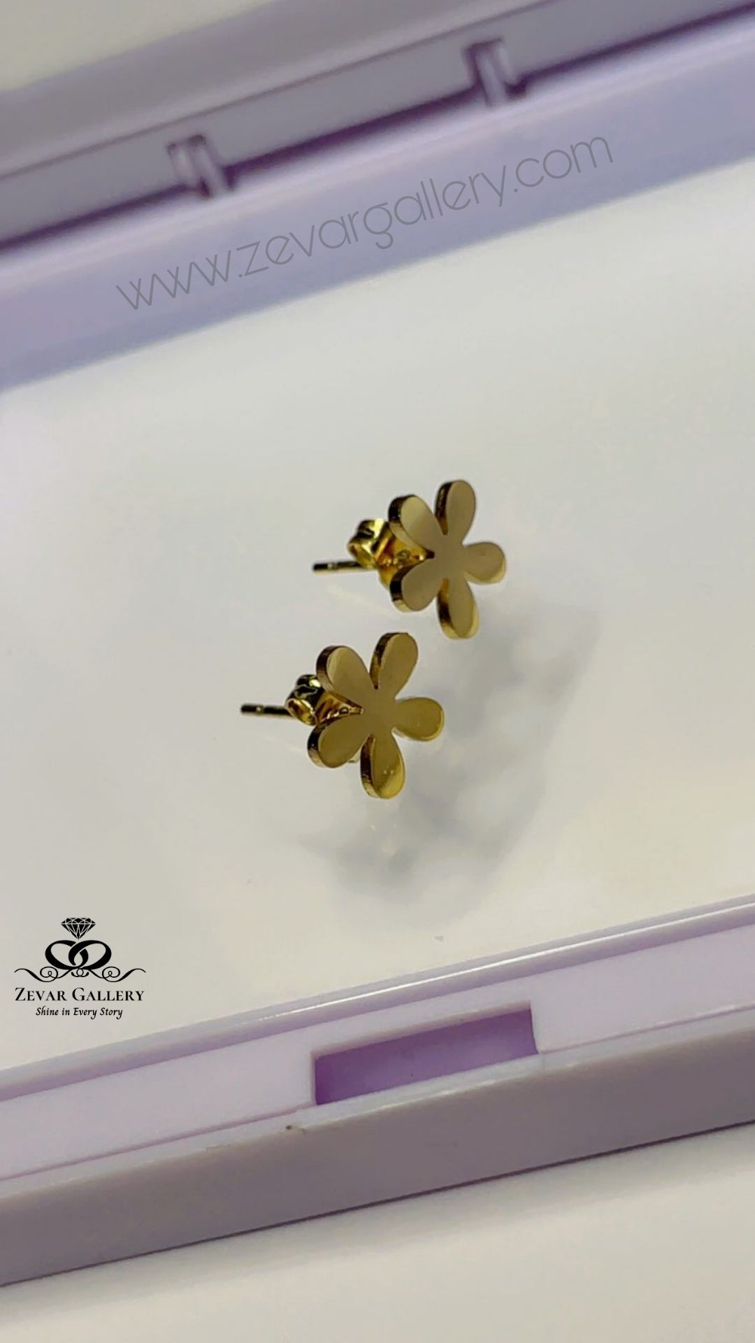 Flower Design Necklace and Earrings Set for Women – Zevar Gallery