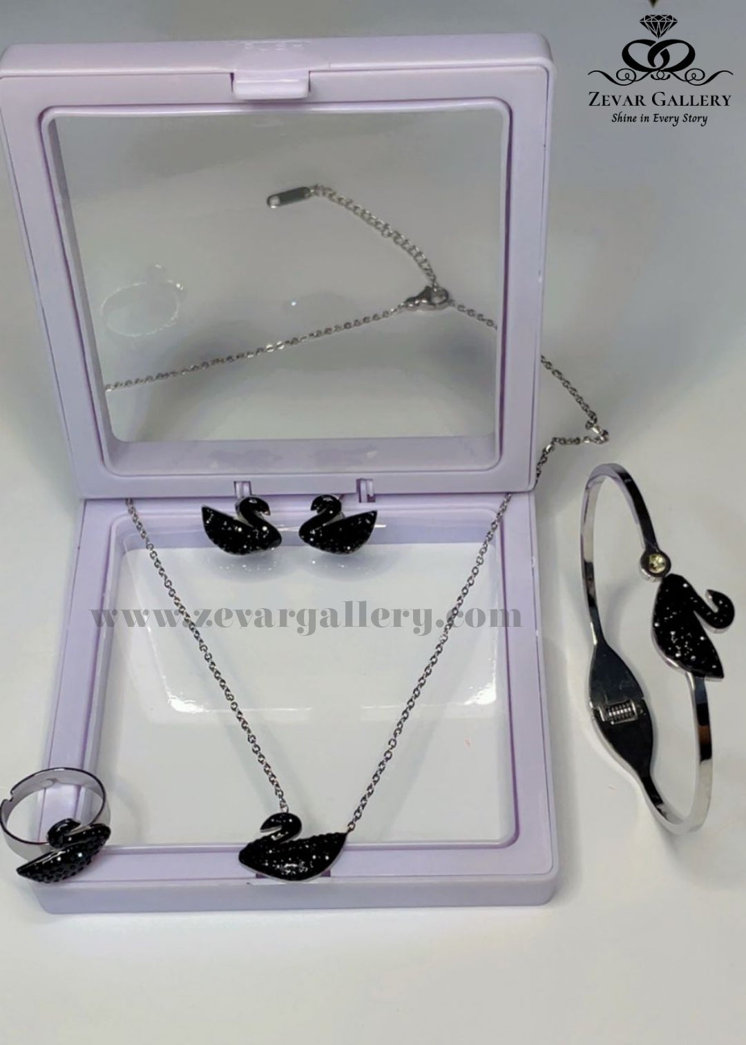 Black Swan Stainless Steel Set