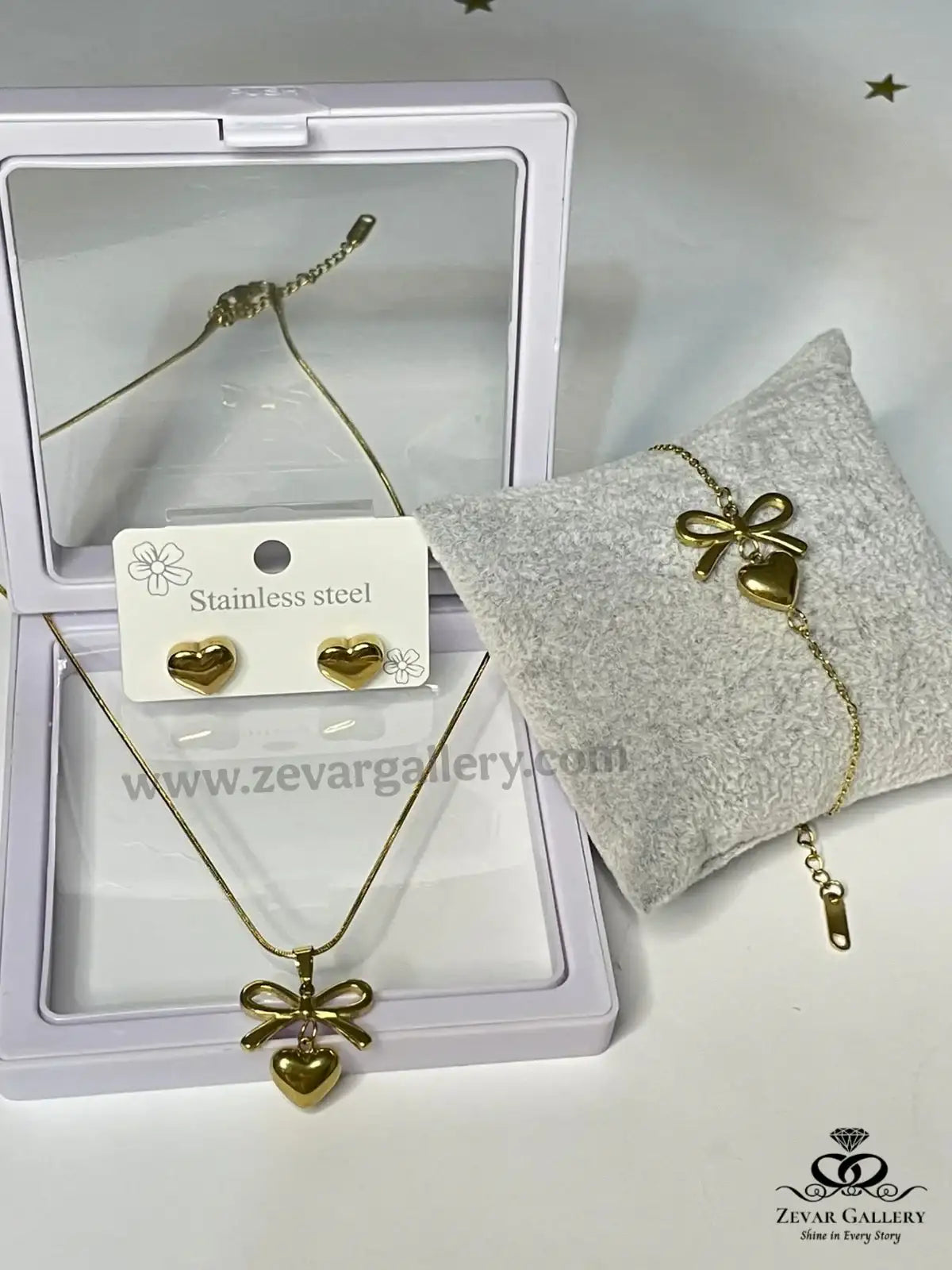 Bow & Heart Jewellery Set in Stainless Steel by Zevar Gallery
